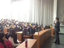 北京服装学院与英国伦敦艺术大学学生交流项目说明会