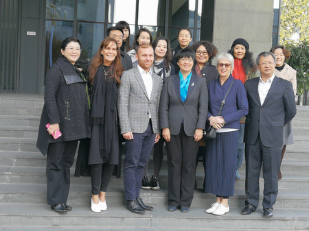 美国帕森设计学院院长Burak Cakmak一行访问我校