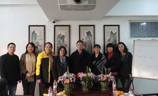 我处召开外国专家座谈会